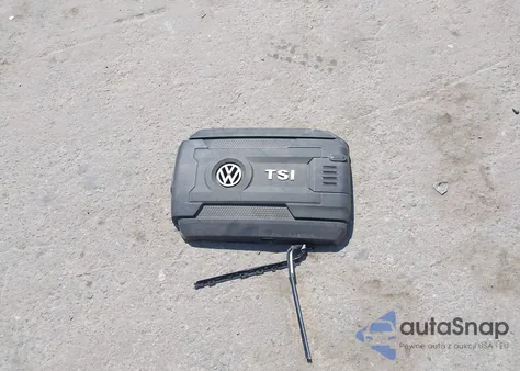 2015 Volkswagen Passat 1.8T Wolfsburg Edition z USA, uszkodzony, nr VIN 1VWAT7A30FC002333